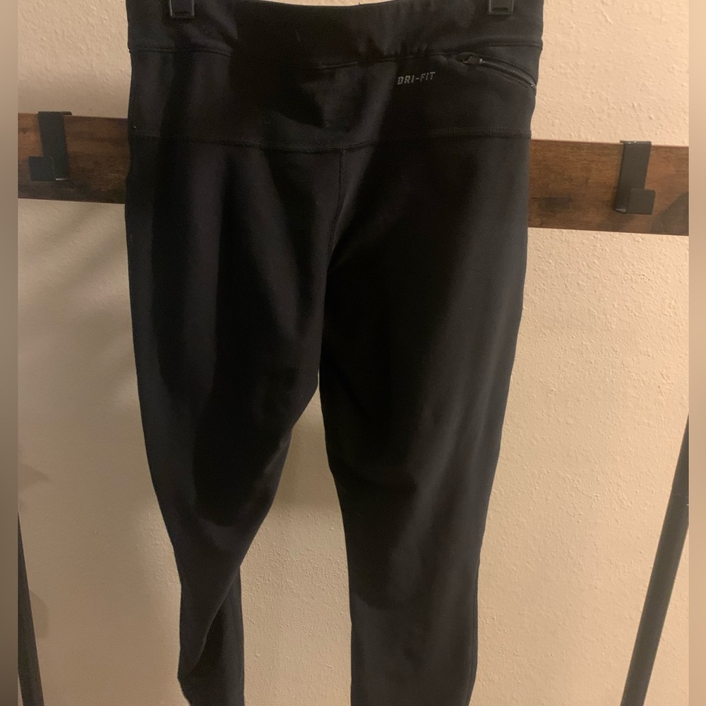 Nike Leggings - Picture 2 of 5